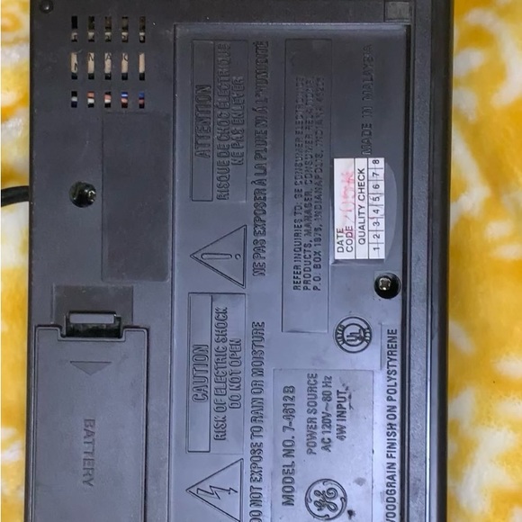 GE digital.alarm.clock.radio model.no.7-46128 Vintage 80s - Picture 10 of 12